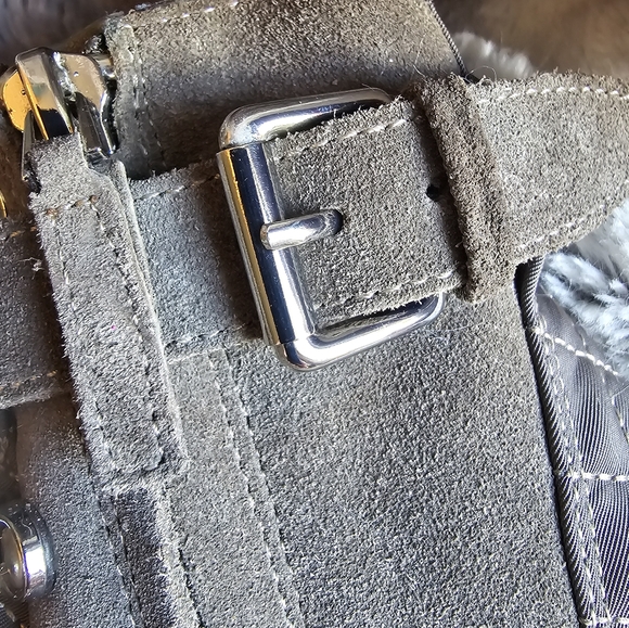 NWOT GUESS Booties - Picture 5 of 8